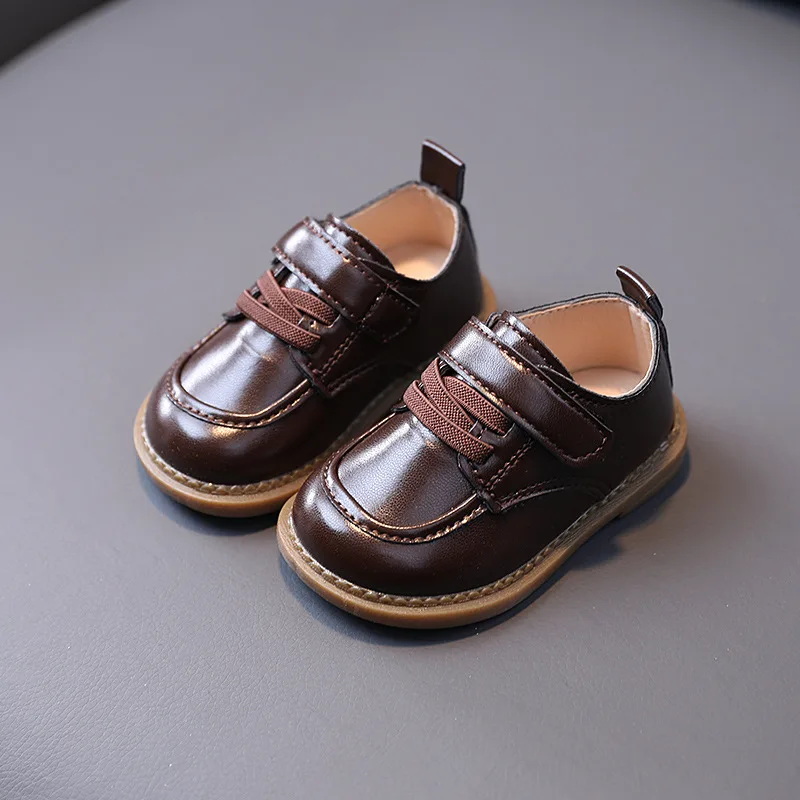 Кожаные туфли для мальчиков и девочек 0-3 лет, модные мягкие Нескользящие классические туфли на нескользящей подошве для малышей, мягкие туфли для первых шагов, 2023
Кожаные туфли для мальчиков и девочек 0-3 лет, модные мягкие Нескользящие классические туфли на нескользящей подошве для малышей, мягкие туфли для первых шагов, 2023
