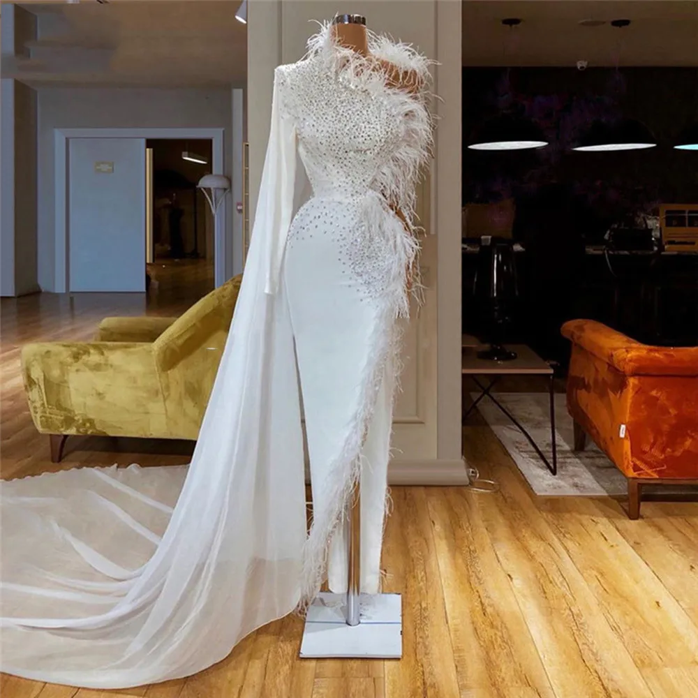 Luxury White One Shoulder Dubai Evening Dress With Long Cape Beads Feather High Slit Sexy Special Occasion Dresses For Women
Luxury White One Shoulder Dubai Evening Dress With Long Cape Beads Feather High Slit Sexy Special Occasion Dresses For Women