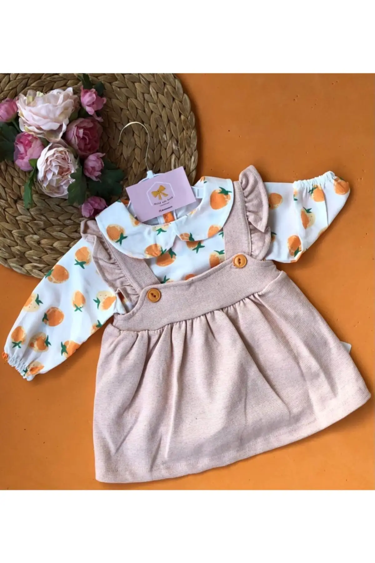 Детское платье-рубашка с клубничкой
Детское платье-рубашка с клубничкой