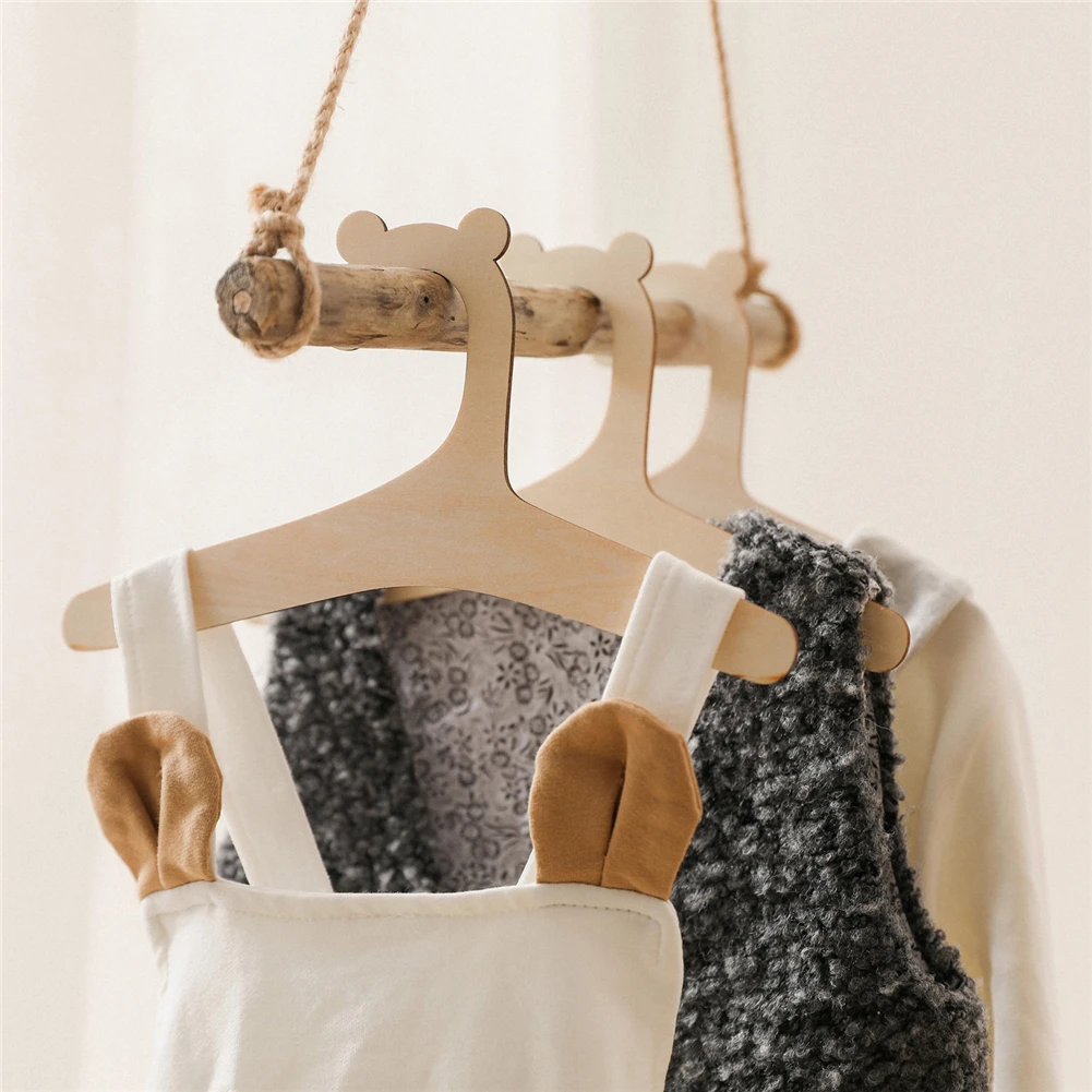 5/10 Pcs Baby Hanger Rack Wooden Clothes Hanger For Newborn Baby Clothes Pants Cute Bear Kids' Room Nursery Decor Gift Hot Sale
5/10 Pcs Baby Hanger Rack Wooden Clothes Hanger For Newborn Baby Clothes Pants Cute Bear Kids' Room Nursery Decor Gift Hot Sale