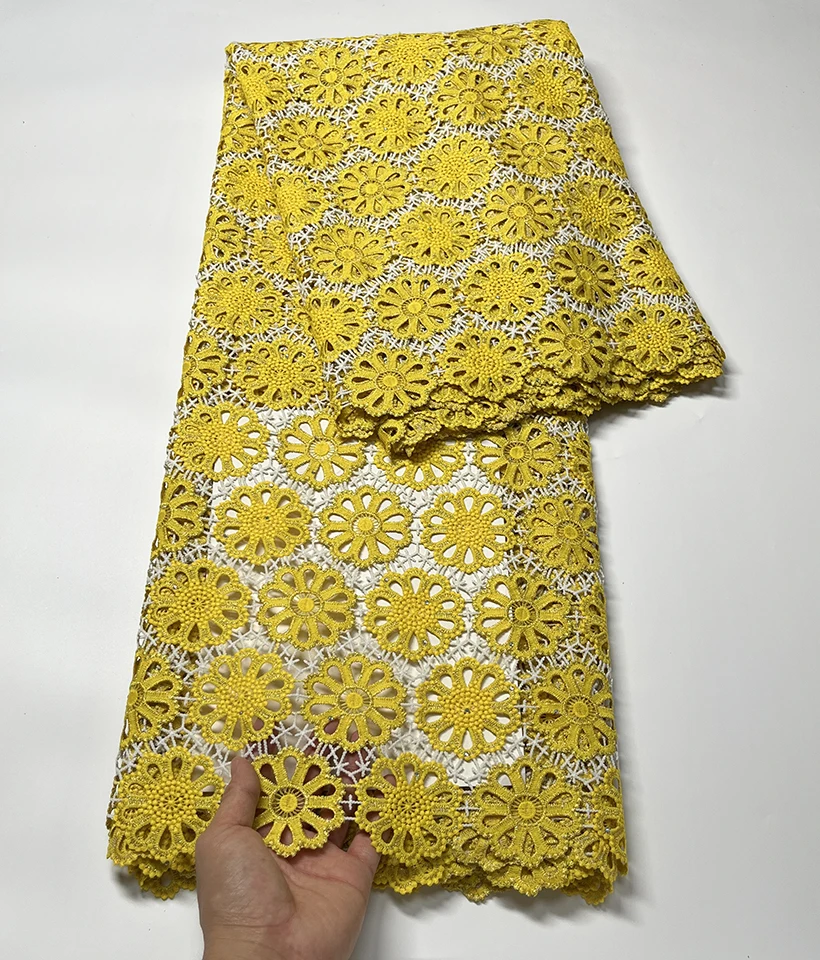 2023 Skin Friendly Classic African Eembroidery Guipure Cord with Stones Fabric Nigerian Celebration Lace for Women Party D5223
2023 Skin Friendly Classic African Eembroidery Guipure Cord with Stones Fabric Nigerian Celebration Lace for Women Party D5223