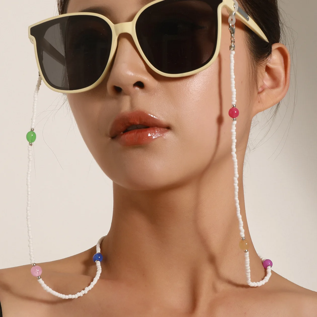 Simple Fashion White Rice Beads Glasses Chain Women's Jewelry New Color Acrylic Beads Accessories
Simple Fashion White Rice Beads Glasses Chain Women's Jewelry New Color Acrylic Beads Accessories