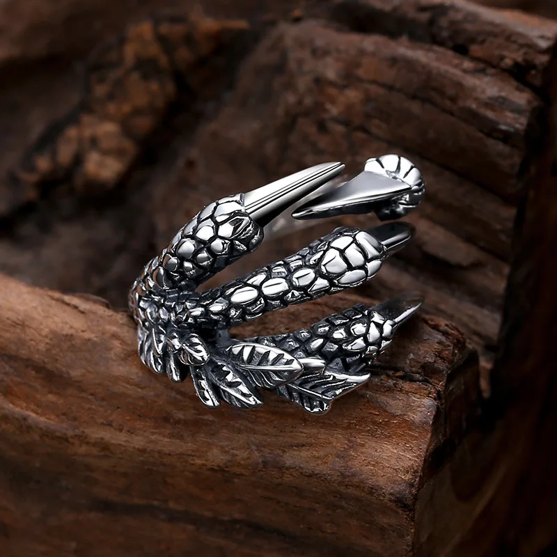 Real Silver Retro Eagle Claw Ring For Man Woman S925 Sterling Silver Creative Punk Personality Resizable Open Ring Jewelry
Real Silver Retro Eagle Claw Ring For Man Woman S925 Sterling Silver Creative Punk Personality Resizable Open Ring Jewelry