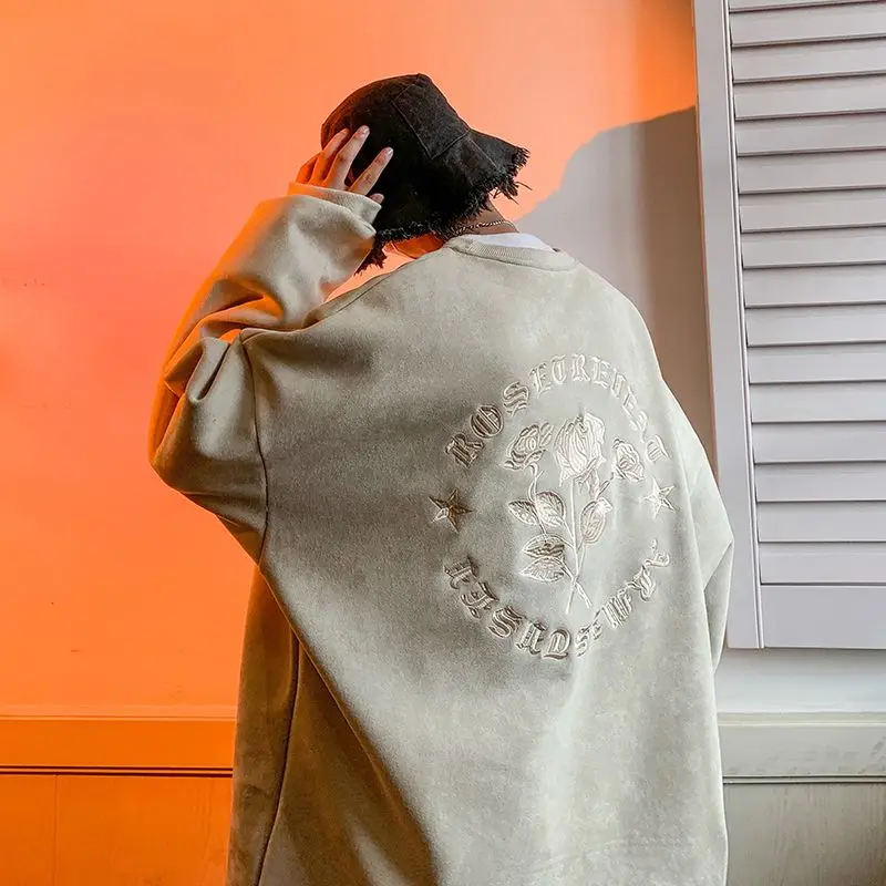 Suede embroidered sweatshirt men's ins autumn trendy American retro hoodless round neck plus velvet thickened jacket hoodies
Suede embroidered sweatshirt men's ins autumn trendy American retro hoodless round neck plus velvet thickened jacket hoodies