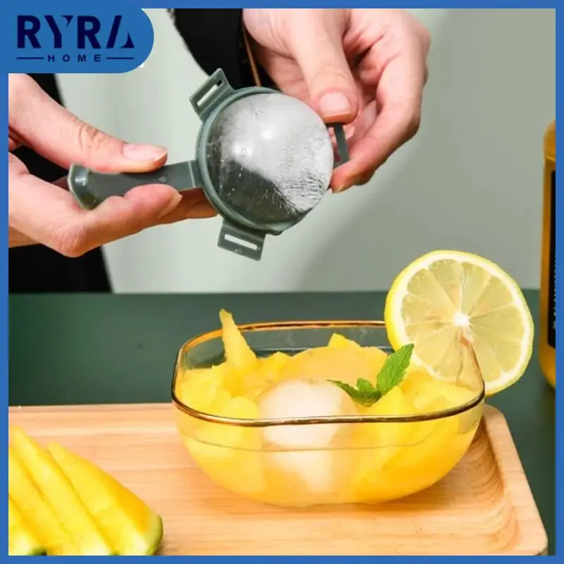 2/4/5PCS Whiskey Ice Hockey Mould Plastic Ice Maker Mold Home Diy Ice Cream Maker Round Ice Mould
2/4/5PCS Whiskey Ice Hockey Mould Plastic Ice Maker Mold Home Diy Ice Cream Maker Round Ice Mould
