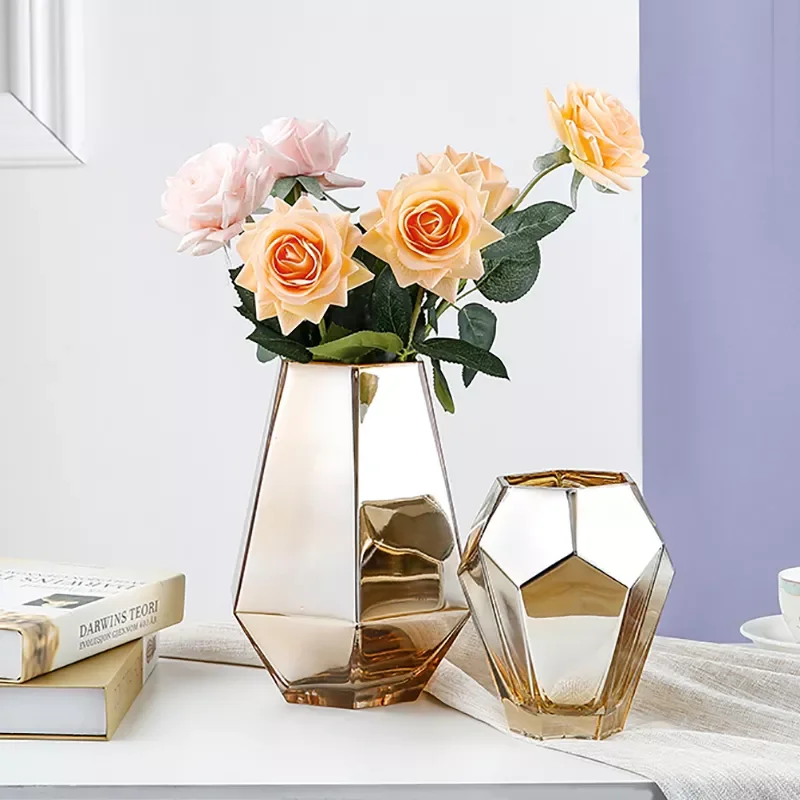 NEW Glass Vase Home Decor Terrarium Golden Section Vases Table Decoration Accessories Living Room Home Decoration Vase Decor
NEW Glass Vase Home Decor Terrarium Golden Section Vases Table Decoration Accessories Living Room Home Decoration Vase Decor
