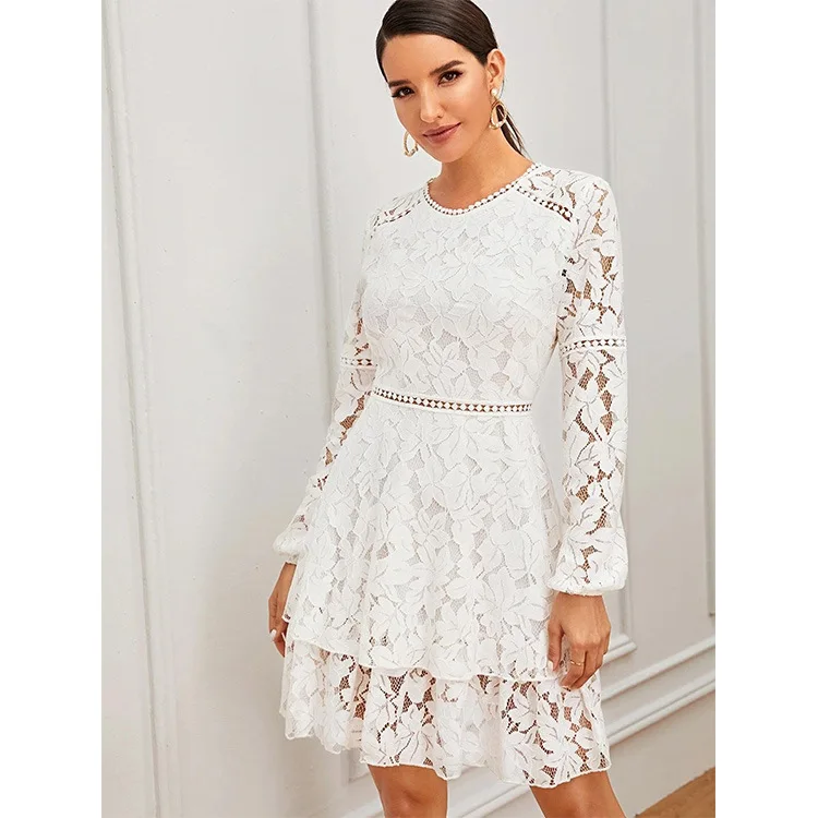 Женское Кружевное облегающее платье-миди с открытыми плечами и круглым вырезом 
Женское Кружевное облегающее платье-миди с открытыми плечами и круглым вырезом