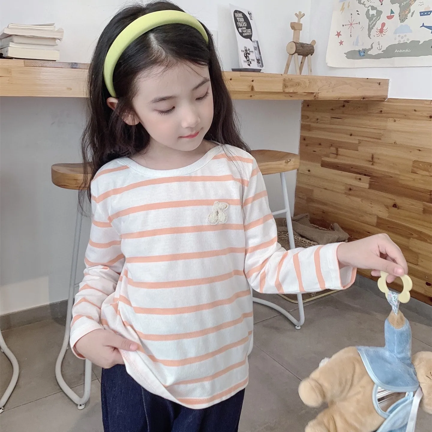 kids clothes boys and girls tops Cherry pattern long-sleeved striped T-shirt fall loose cotton top
kids clothes boys and girls tops Cherry pattern long-sleeved striped T-shirt fall loose cotton top