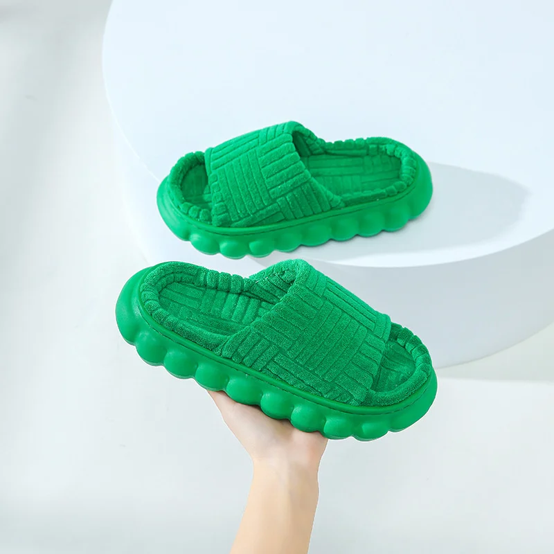 Freetie Official Store EVA Shit Feeling Ball Slippers Summer Thick Bottom Soft Bottom Cool Slippers Women Wear Indoor Slippers
Freetie Official Store EVA Shit Feeling Ball Slippers Summer Thick Bottom Soft Bottom Cool Slippers Women Wear Indoor Slippers