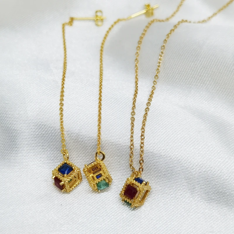 MeiBaPJ Natural Columbia Emerald Gemstone Jewelry Set 925 Sterling Silver Two-piece Suite Green Stone Fine Jewelry for Women
MeiBaPJ Natural Columbia Emerald Gemstone Jewelry Set 925 Sterling Silver Two-piece Suite Green Stone Fine Jewelry for Women