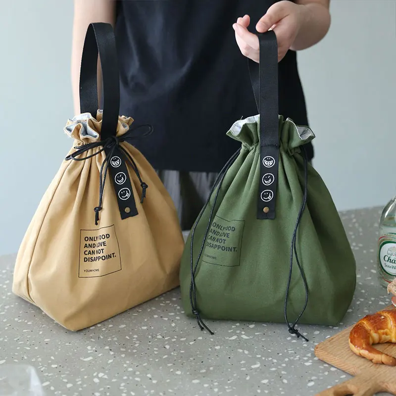 캠핑 용품 Lunch Bags Lunch Bag INS Beam Mouth Letter Ribbon Insulation Meal Bag Industrial Wind Canvas Portable Lunch Box Bag
캠핑 용품 Lunch Bags Lunch Bag INS Beam Mouth Letter Ribbon Insulation Meal Bag Industrial Wind Canvas Portable Lunch Box Bag