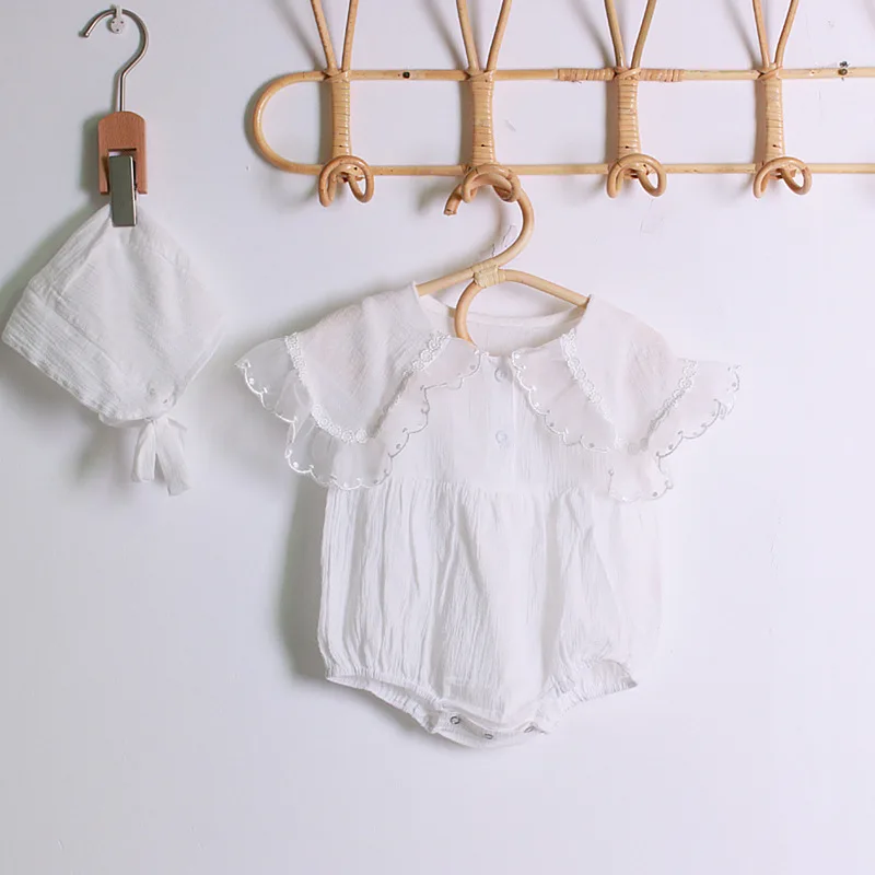 Newborn baby clothes romper female baby romper princess lace skirt summer thin bag fart jumpsuit
Newborn baby clothes romper female baby romper princess lace skirt summer thin bag fart jumpsuit