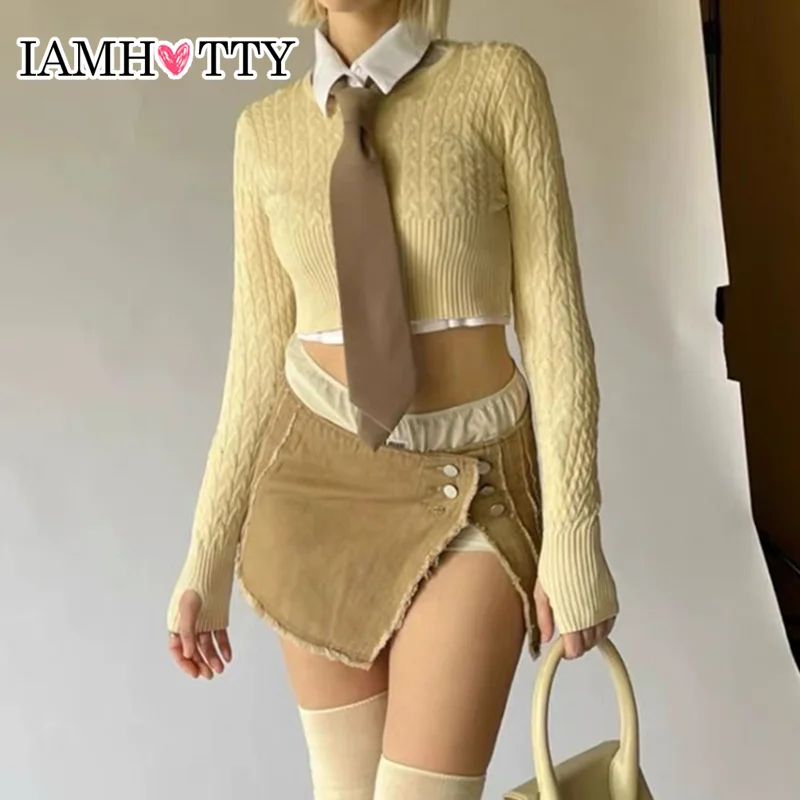 IAMHOTTY Preppy Style Twist Knitted Cropped Sweater Beige Black Color Slim-fit Knitted Pullovers Chic Knitwear Fall Winter Tops
IAMHOTTY Preppy Style Twist Knitted Cropped Sweater Beige Black Color Slim-fit Knitted Pullovers Chic Knitwear Fall Winter Tops