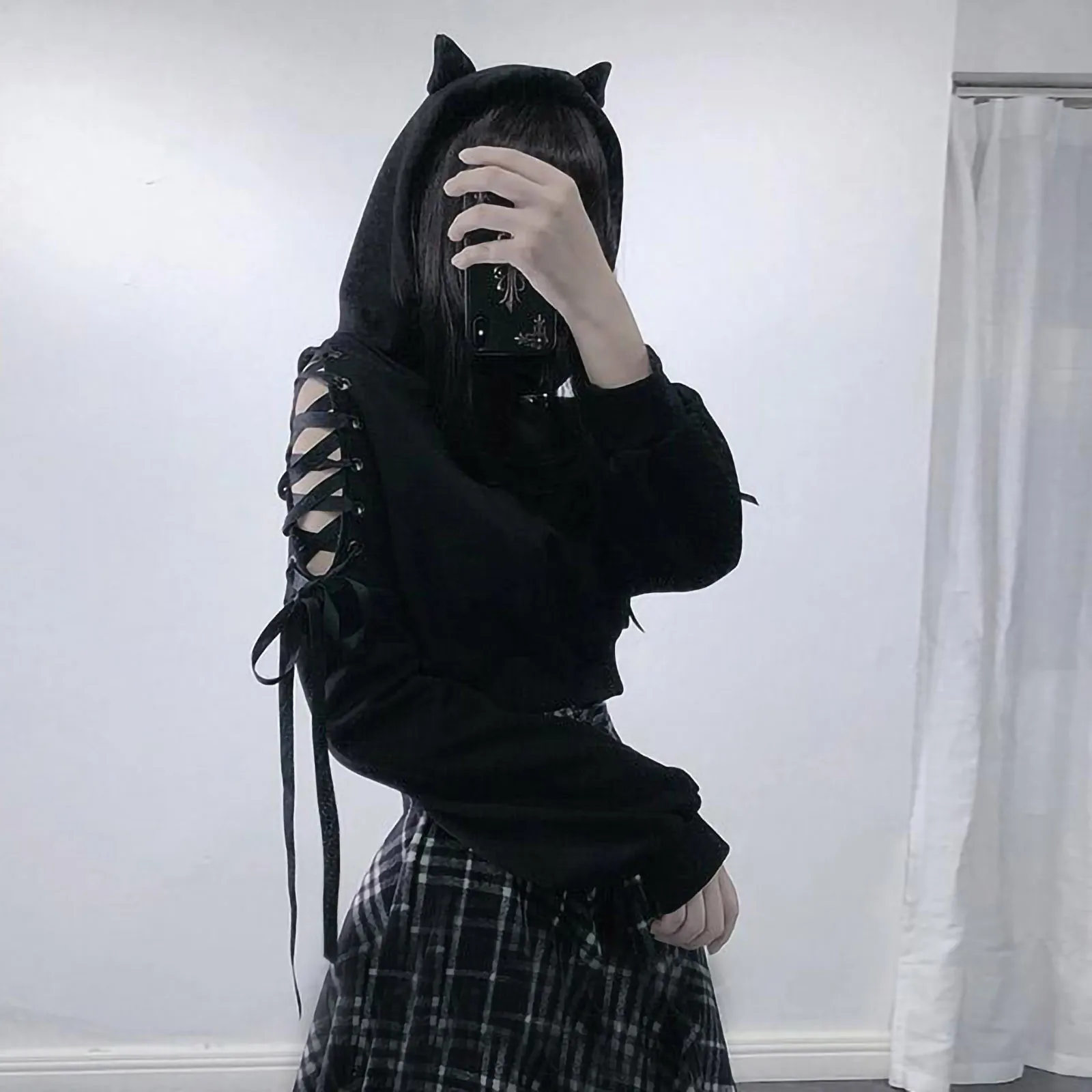 New Autumn Winter Women Punk Gothic Black Velvet Hoodies Hollow Out Long Sleeve Hooded Sweatshirt Casual Pullover Dark Academia
New Autumn Winter Women Punk Gothic Black Velvet Hoodies Hollow Out Long Sleeve Hooded Sweatshirt Casual Pullover Dark Academia