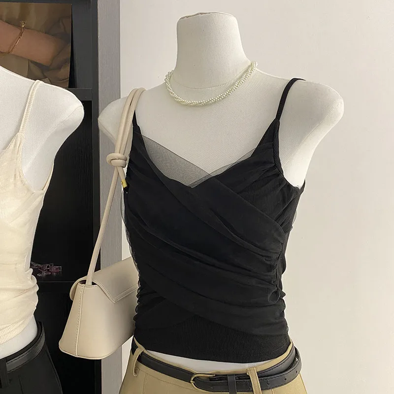 Suspenders Short Undershirt French Lace Cross V-neck Mesh Stitching Short Female Summer New Temperament Sweet Spicy Tops Tide
Suspenders Short Undershirt French Lace Cross V-neck Mesh Stitching Short Female Summer New Temperament Sweet Spicy Tops Tide