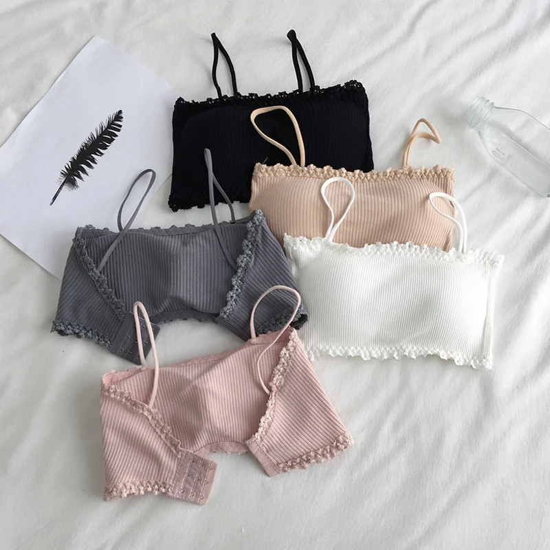 Summer Korean version of tube top base anti-failure belt chest pad non-slip pull-up bra underwear vest sling women wrapped chest
Summer Korean version of tube top base anti-failure belt chest pad non-slip pull-up bra underwear vest sling women wrapped chest