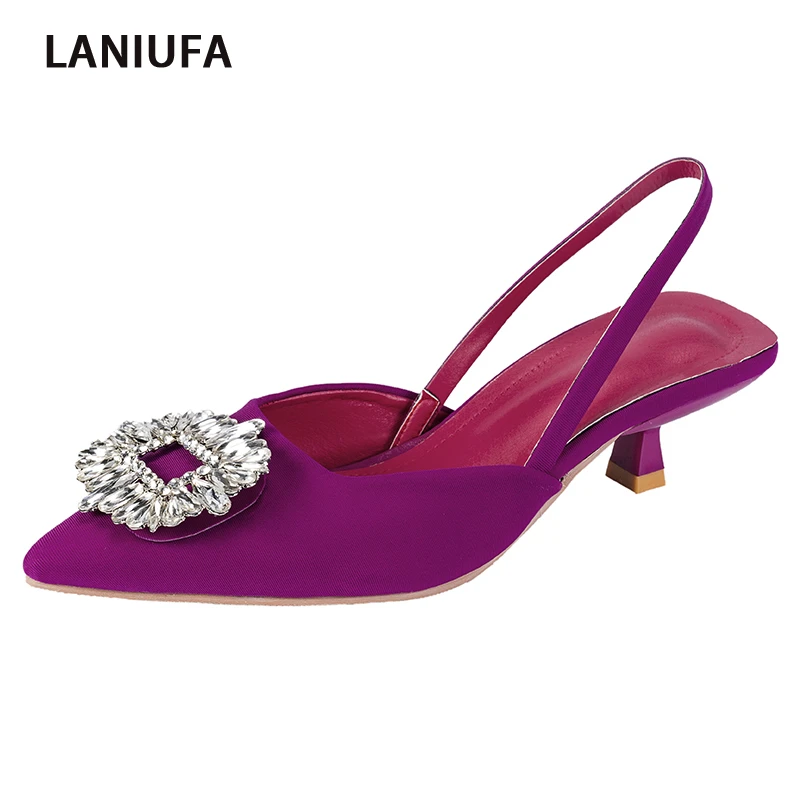 Luxury Crystal Women Thick Sandals Summer Party Sexy Pumps 2022 New Designer Women Heels Shoes Pointed Toe Slippers Dress Slides
Luxury Crystal Women Thick Sandals Summer Party Sexy Pumps 2022 New Designer Women Heels Shoes Pointed Toe Slippers Dress Slides