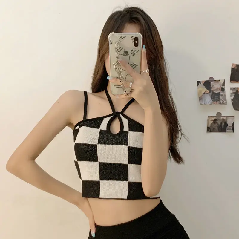Fashion Summer Women Plaid Sexy Slim Tops O-Neck Sleeveless Double Nylon Ladies Good Quality Tank Tops
Fashion Summer Women Plaid Sexy Slim Tops O-Neck Sleeveless Double Nylon Ladies Good Quality Tank Tops