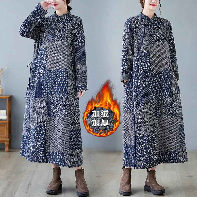Retro Fleece Dress Women 2022 Autumn Winter Middle Aged And Elderly Mothers' Large Size Loose Cotton Linen Dress Lady Robe T1668
Retro Fleece Dress Women 2022 Autumn Winter Middle Aged And Elderly Mothers' Large Size Loose Cotton Linen Dress Lady Robe T1668