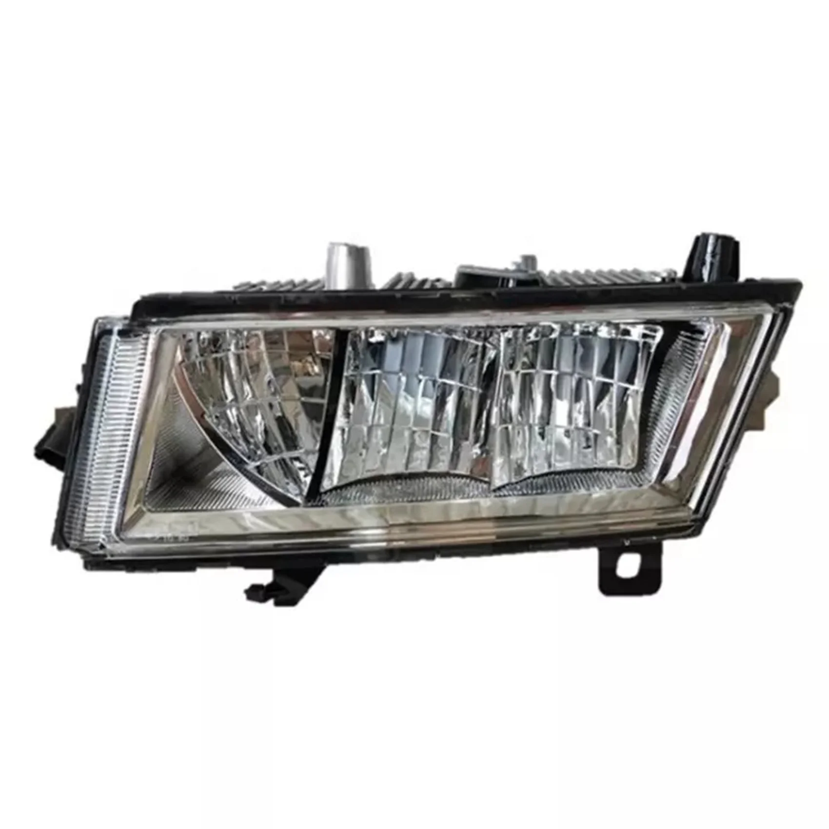 Front Left 24V LED Fog Lamp Clearance Lights for Scania R650 G500 S730 S500 P500 Truck 2552717 2552714 L
Front Left 24V LED Fog Lamp Clearance Lights for Scania R650 G500 S730 S500 P500 Truck 2552717 2552714 L