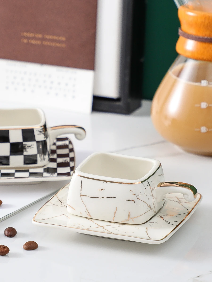 3pc/Set 80ml Mini Turkey Espresso Cup and Dish Italy Ceramic Coffee Tea Cups Saucers Kitchen Office Tableware Home Decor
3pc/Set 80ml Mini Turkey Espresso Cup and Dish Italy Ceramic Coffee Tea Cups Saucers Kitchen Office Tableware Home Decor