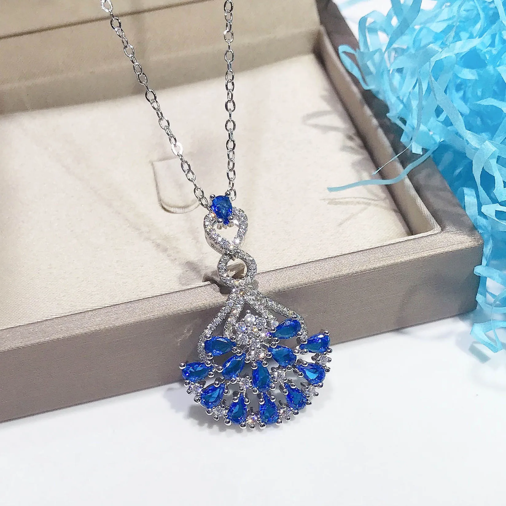 2022 New Trendy Blue Color Skirt silver color on the neck Necklace for Women Anniversary Gift Jewelry Wholesale X6865
2022 New Trendy Blue Color Skirt silver color on the neck Necklace for Women Anniversary Gift Jewelry Wholesale X6865