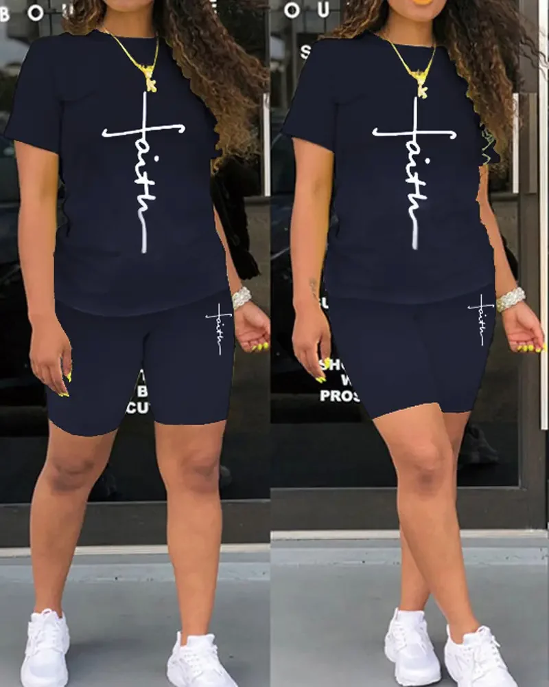 2022 Summer Woman Casual Round Neck Letter Print Short Sleeve Top & Above Knee Daily Shorts Set
2022 Summer Woman Casual Round Neck Letter Print Short Sleeve Top & Above Knee Daily Shorts Set