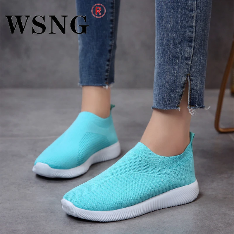 HOT Women's Walking Flats Fashion Versatile Casual Knit Sneakers Women's Solid Color Slip-On Sneakers Running Shoes
HOT Women's Walking Flats Fashion Versatile Casual Knit Sneakers Women's Solid Color Slip-On Sneakers Running Shoes