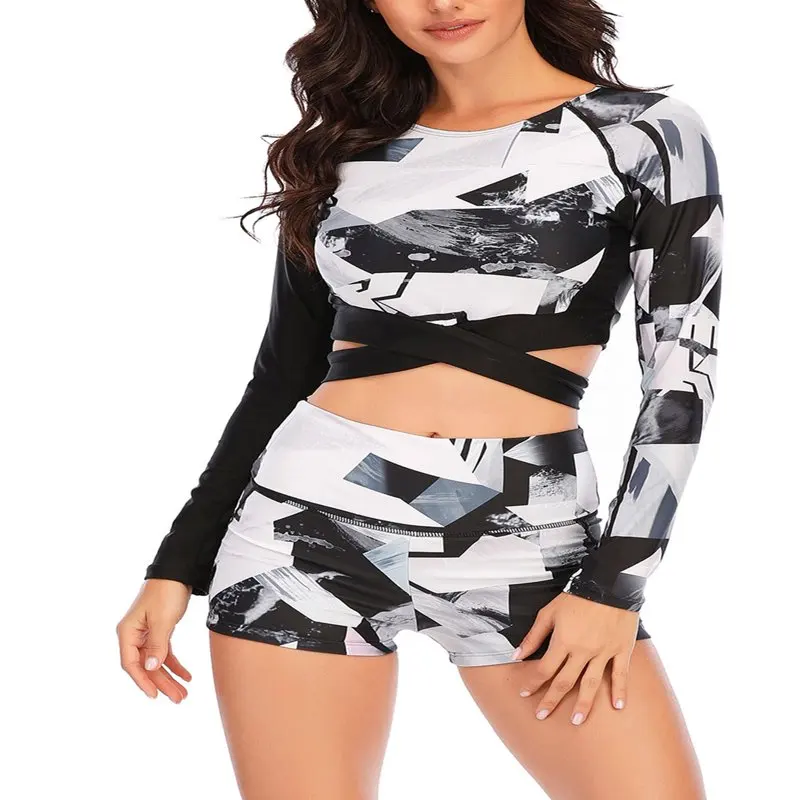 Летний женский купальник из двух предметов с длинным рукавом и пуш-ап
Летний женский купальник из двух предметов с длинным рукавом и пуш-ап