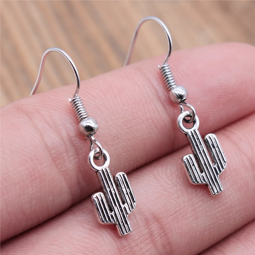 Модные серьги ручной работы, простой дизайн, античный серебряный цвет, соединитель кактуса, Подвесные серьги, дропшиппинг, висячие серьги
Модные серьги ручной работы, простой дизайн, античный серебряный цвет, соединитель кактуса, Подвесные серьги, дропшиппинг, висячие серьги