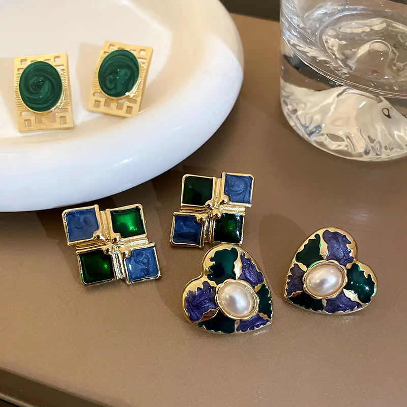 Silver Needle Green Drip Oil Retro Earrings Korea Dongdaemun Net Celebrity Style Earrings Fashion Personality Trendy Earrings
Silver Needle Green Drip Oil Retro Earrings Korea Dongdaemun Net Celebrity Style Earrings Fashion Personality Trendy Earrings