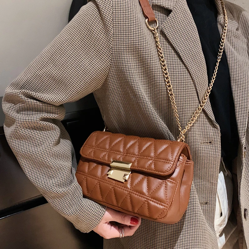 Designer Women's Shoulder Bag Fashion Crossbody Bag For Women 2022 Flap Quilted Women Messenger Bags Classic Pu Ladies Bag Small 
Designer Women's Shoulder Bag Fashion Crossbody Bag For Women 2022 Flap Quilted Women Messenger Bags Classic Pu Ladies Bag Small