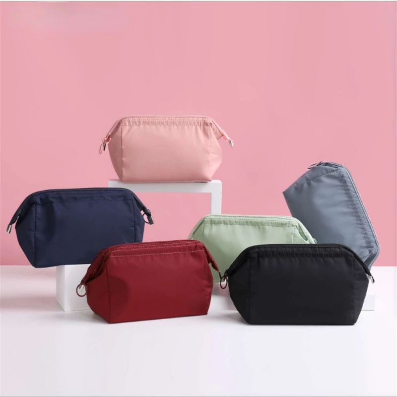1 Pc Women Zipper Cosmetic Bag Solid Color Female Waterproof Makeup Bag Travel Toiletry Beauty Makeup Bag Organizer Kosmetyczka
1 Pc Women Zipper Cosmetic Bag Solid Color Female Waterproof Makeup Bag Travel Toiletry Beauty Makeup Bag Organizer Kosmetyczka