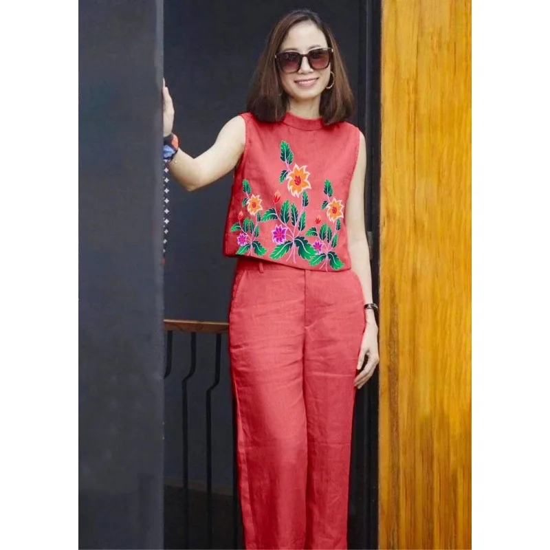 Элегантный повседневный комплект из двух предметов для женщин, топ без рукавов с круглым вырезом и принтом, однотонный костюм с широкими бр...
Элегантный повседневный комплект из двух предметов для женщин, топ без рукавов с круглым вырезом и принтом, однотонный костюм с широкими бр...