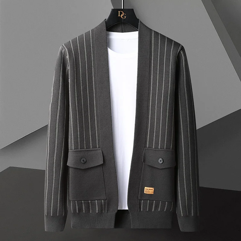 luxury Light high-end striped sweater cardigan men's 2023 new autumn and winter fashion Korean youth handsome knitted coat
luxury Light high-end striped sweater cardigan men's 2023 new autumn and winter fashion Korean youth handsome knitted coat