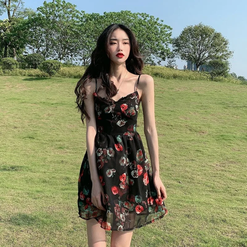 Women's Print Slip Dress Sexy V-neck High Waist Sleeveless Mini Dresses 2022 Summer New A-line Party Frock Fashion Streetwear
Women's Print Slip Dress Sexy V-neck High Waist Sleeveless Mini Dresses 2022 Summer New A-line Party Frock Fashion Streetwear
