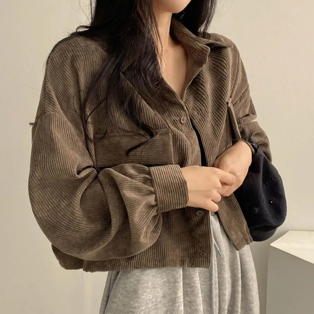 Women Autumn Coat Single-breasted Loose Cardigan Turn-down Collar Flap Pockets Warm Buttons Solid Color Vintage Lady Coat for Da
Women Autumn Coat Single-breasted Loose Cardigan Turn-down Collar Flap Pockets Warm Buttons Solid Color Vintage Lady Coat for Da