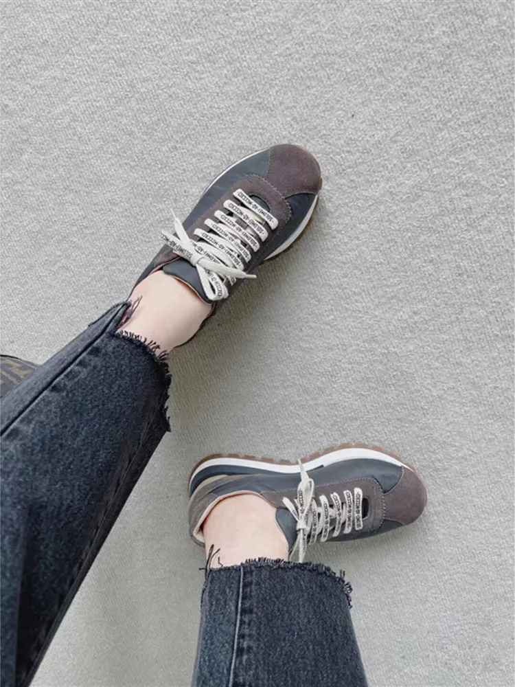 Genuine Leather Splicing Shoes Women Flat Bottomed Casual Lace-Up Breathable Casual Sports Shoes for Female Spring Autumn 2023
Genuine Leather Splicing Shoes Women Flat Bottomed Casual Lace-Up Breathable Casual Sports Shoes for Female Spring Autumn 2023
