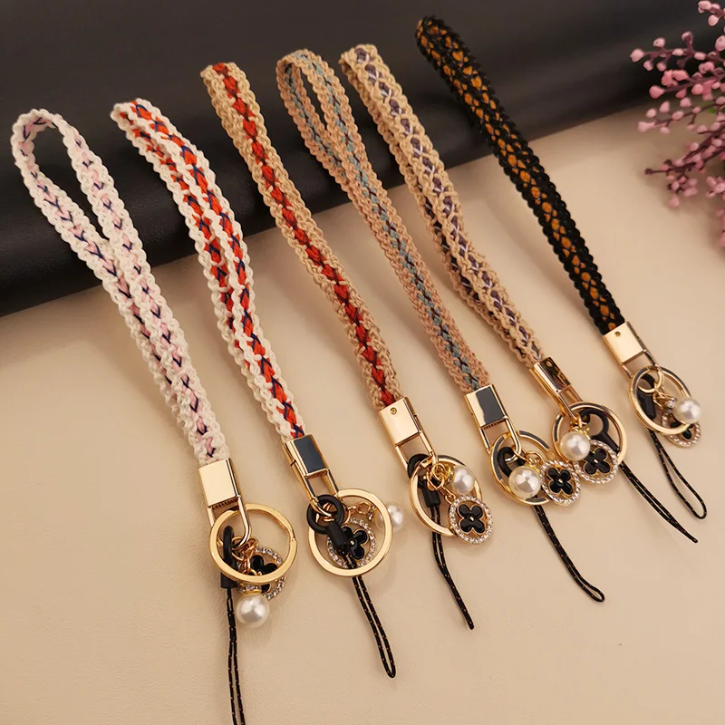 Short Wrist Strap Mobile Phone Lanyard Short Ring Diamond Clover Pendant Lanyard Bracelet Pendant Anti-lost Phone Case Keychain
Short Wrist Strap Mobile Phone Lanyard Short Ring Diamond Clover Pendant Lanyard Bracelet Pendant Anti-lost Phone Case Keychain