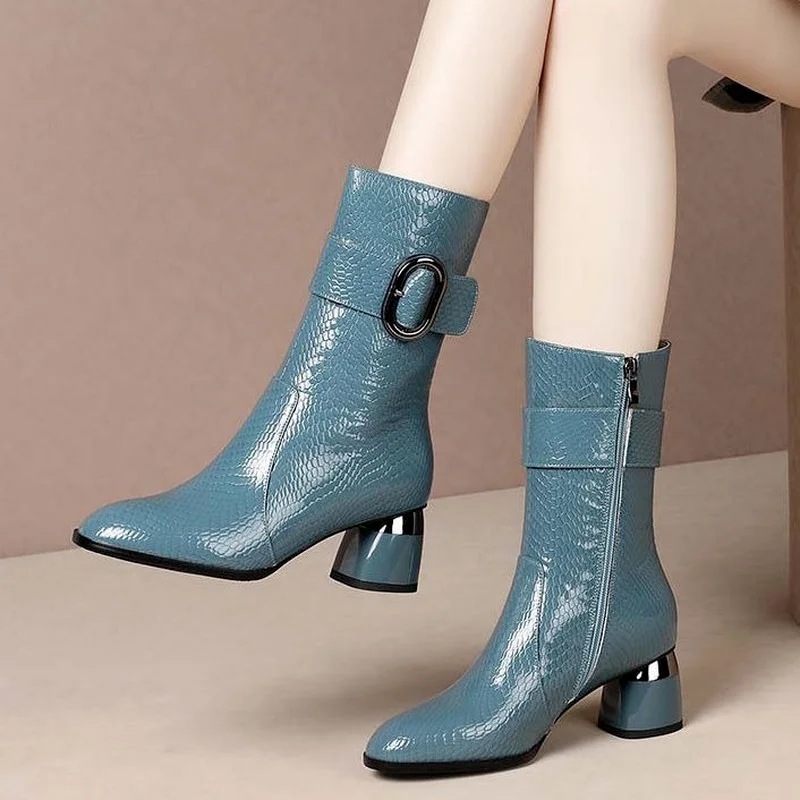 5.5CM Heel Short Boots Fall/Winter Mid Calf Boots Woman 2022 Women's Winter Shoes Plush Booties Zip Buckle for Female Black Blue
5.5CM Heel Short Boots Fall/Winter Mid Calf Boots Woman 2022 Women's Winter Shoes Plush Booties Zip Buckle for Female Black Blue