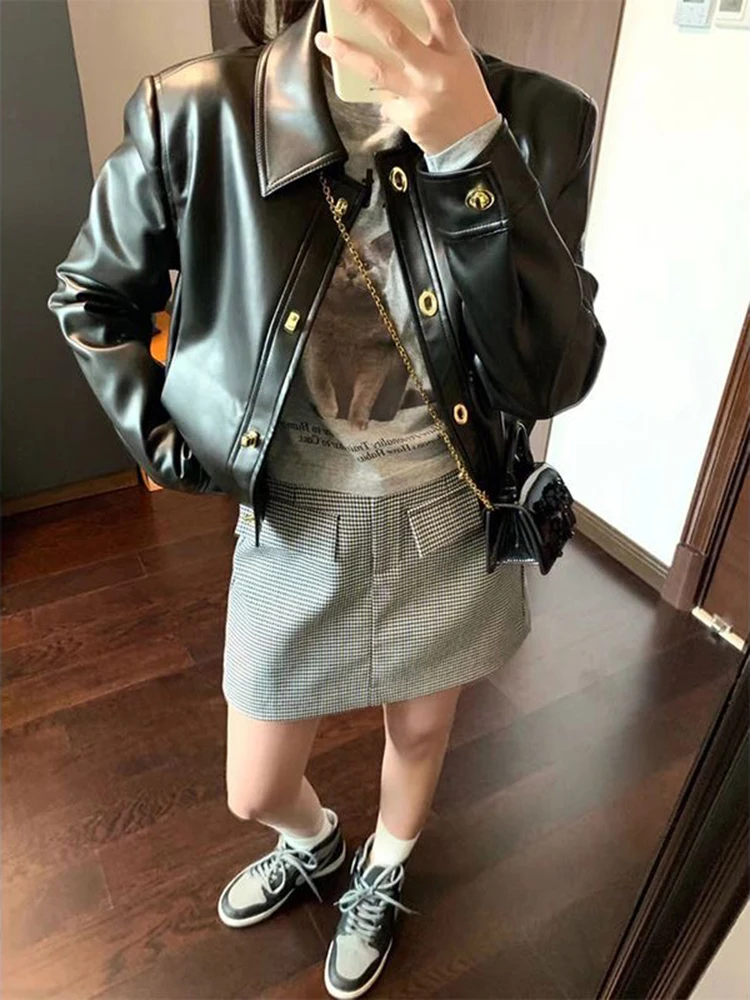 Fashion Women Faux Leather Shorts Jacket Winter Coats Lapel Long Sleeve Tops Black PU Leather Outwear Female Punk Clothing
Fashion Women Faux Leather Shorts Jacket Winter Coats Lapel Long Sleeve Tops Black PU Leather Outwear Female Punk Clothing