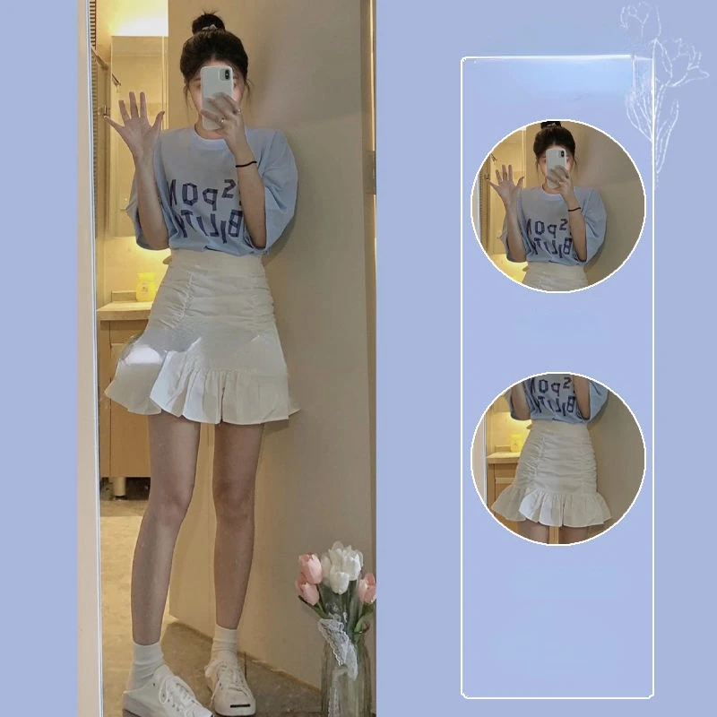 Summer Blue Printed Loose T-shirt Short-sleeved Korean Version Ins + White Pleated Skirt Two Piece Suit
Summer Blue Printed Loose T-shirt Short-sleeved Korean Version Ins + White Pleated Skirt Two Piece Suit