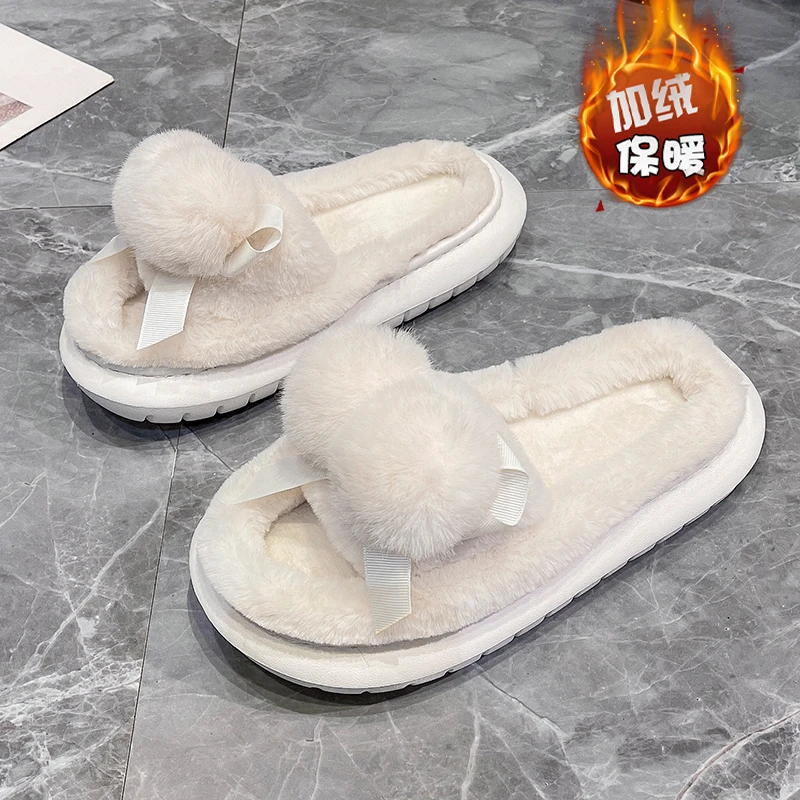 Fur Slippers Women 2023 New Winter Women House Shoes Warm Furry Slippers Women Fashion Flip Flops for Women Zapatos
Fur Slippers Women 2023 New Winter Women House Shoes Warm Furry Slippers Women Fashion Flip Flops for Women Zapatos