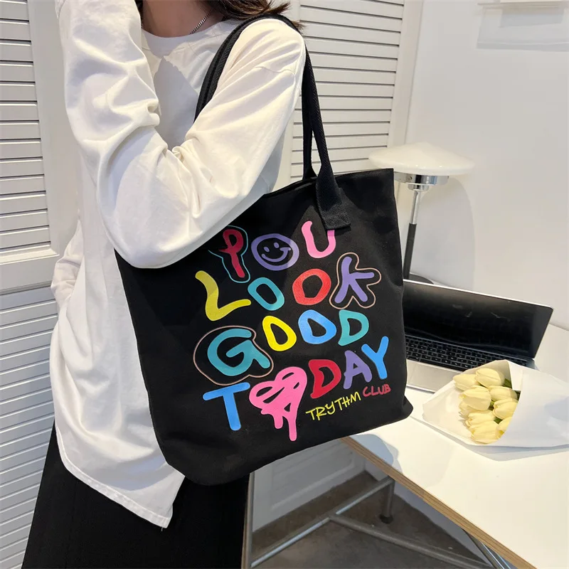 Canvas Bag Summer Popular New Fashion Versatile Large Capacity Single Shoulder Tote Bag Purses and Handbags Luxury Designer
Canvas Bag Summer Popular New Fashion Versatile Large Capacity Single Shoulder Tote Bag Purses and Handbags Luxury Designer