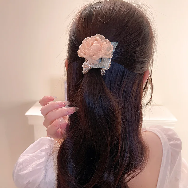 Mesh Flowers, Crystal Pearls, Winding Hair Circle, Forest Series, Small, Fresh, Fashionable, Sweet Rope, New Versatile
Mesh Flowers, Crystal Pearls, Winding Hair Circle, Forest Series, Small, Fresh, Fashionable, Sweet Rope, New Versatile