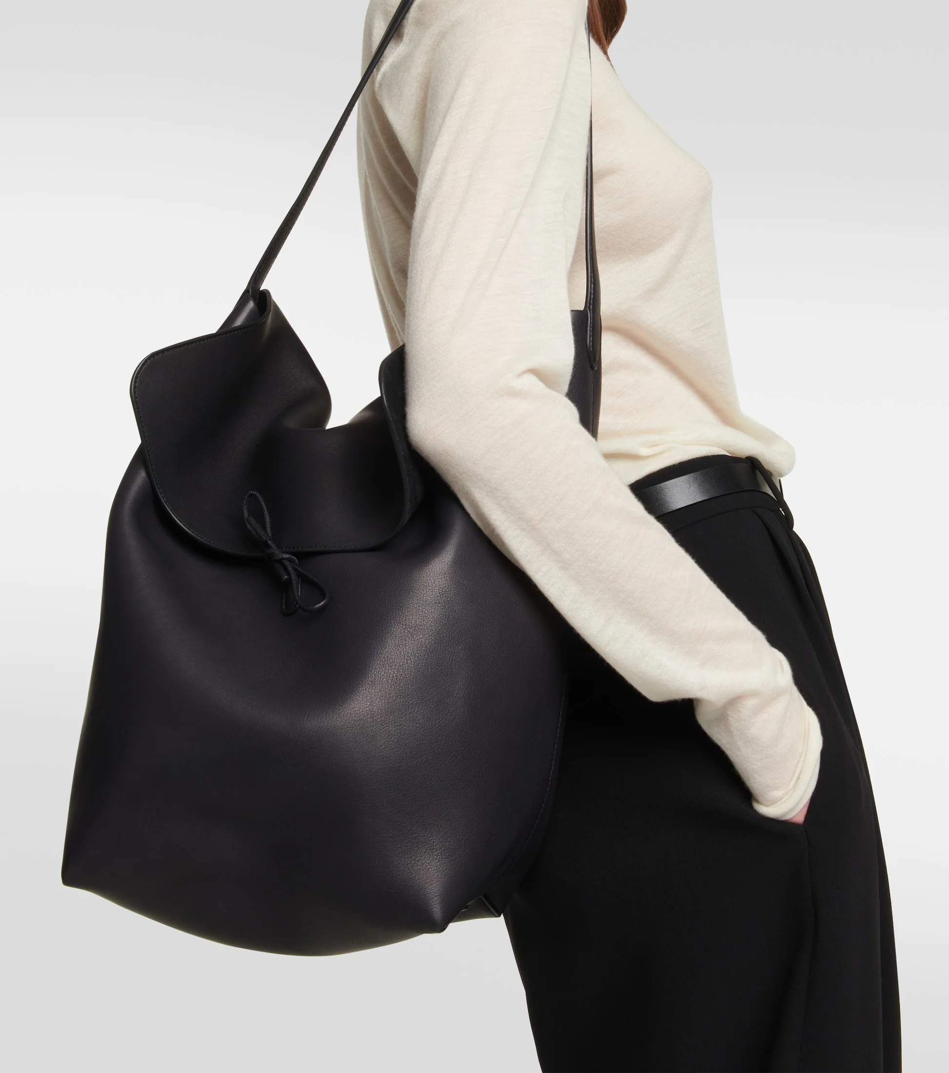 Раскладная Женская сумочка, саквояж на одно плечо из воловьей кожи NS Park
Раскладная Женская сумочка, саквояж на одно плечо из воловьей кожи NS Park