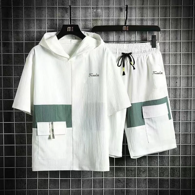 Embroidery Logo Horse Golf Wear Men 2-piece Set Golf Clothing Summer Golf Top + Golf Shorts Golf Suit Hooded Malbon Golf T-shirt
Embroidery Logo Horse Golf Wear Men 2-piece Set Golf Clothing Summer Golf Top + Golf Shorts Golf Suit Hooded Malbon Golf T-shirt