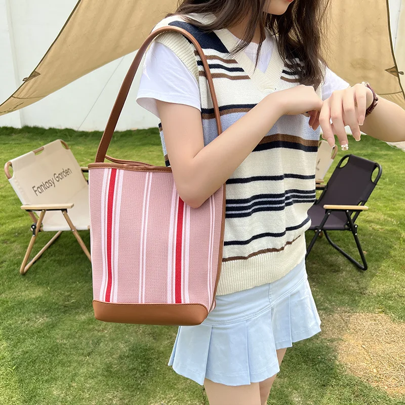 Women 2023 Canvas Commuter Simple Tote Bag Large Capacity Bucket Single Shoulder Crossbody Bag Textured Striped Storage Satchel 
Women 2023 Canvas Commuter Simple Tote Bag Large Capacity Bucket Single Shoulder Crossbody Bag Textured Striped Storage Satchel