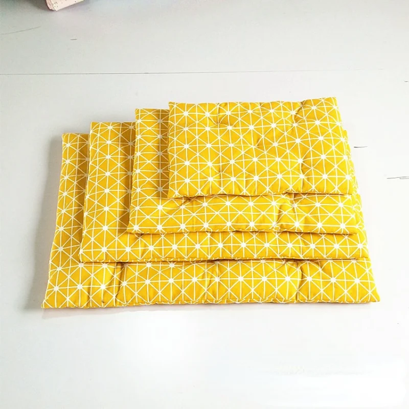 Winter Dog Bed House Soft Pet Dog Beds Mat Warm Sofa Pets Cushion Mattress For Small Medium Large Dogs Cats Chihuahua Cama Perro
Winter Dog Bed House Soft Pet Dog Beds Mat Warm Sofa Pets Cushion Mattress For Small Medium Large Dogs Cats Chihuahua Cama Perro