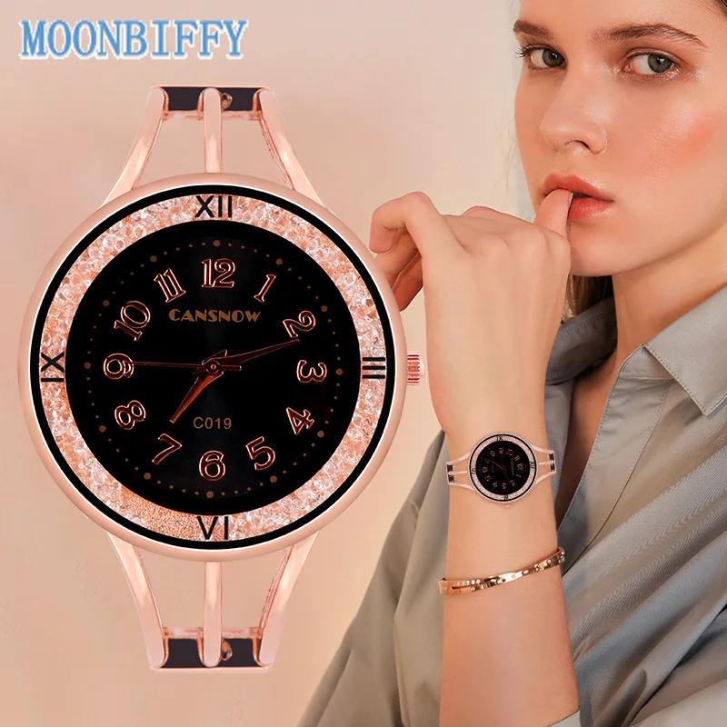 Big Dial Diamond Quartz Watch for Women Luxury Ladies Dress Wristwatches Silver Steel Band Bracelet Quartz Clock Montre Femme
Big Dial Diamond Quartz Watch for Women Luxury Ladies Dress Wristwatches Silver Steel Band Bracelet Quartz Clock Montre Femme